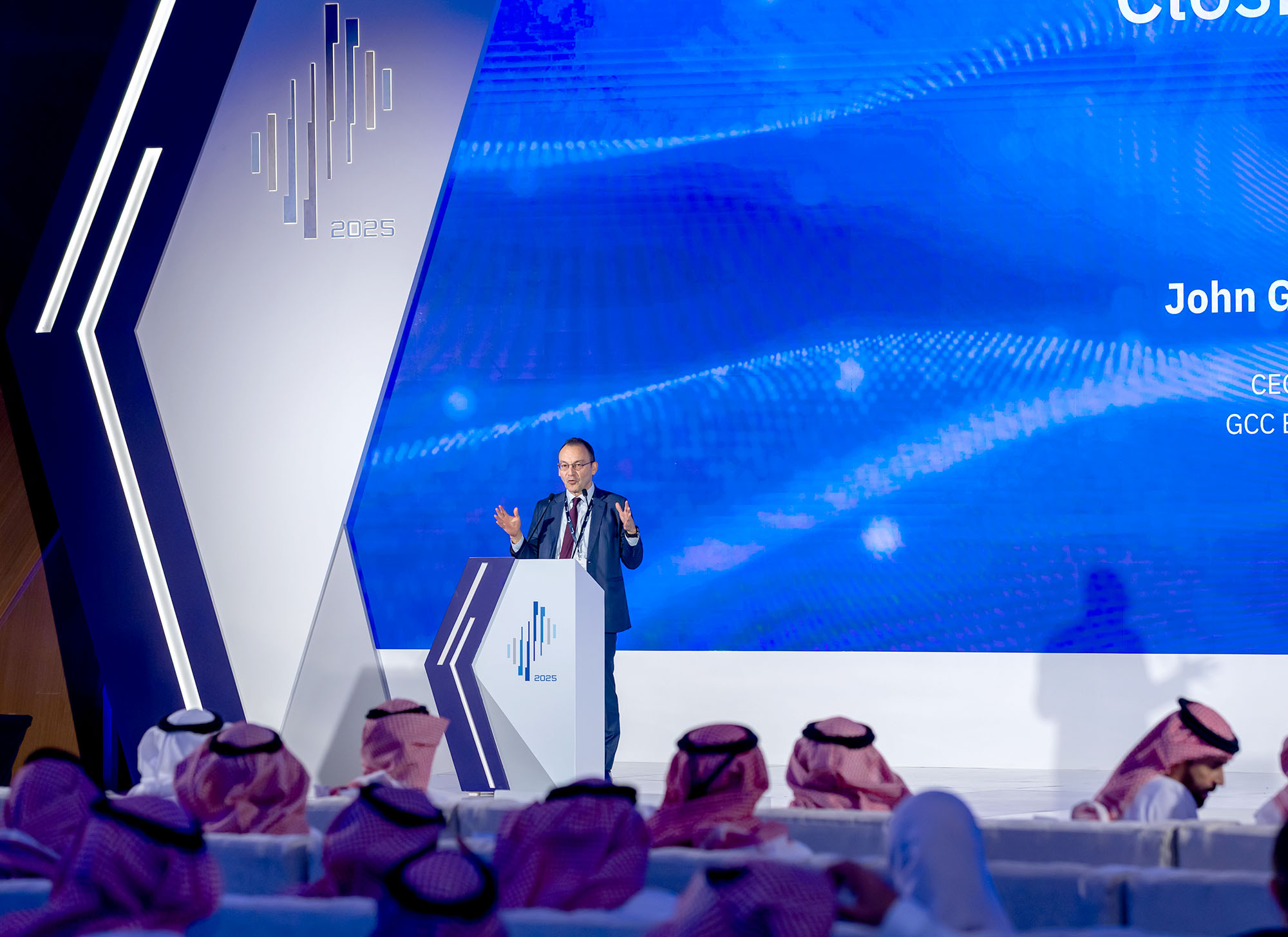 Financial Academy Forum