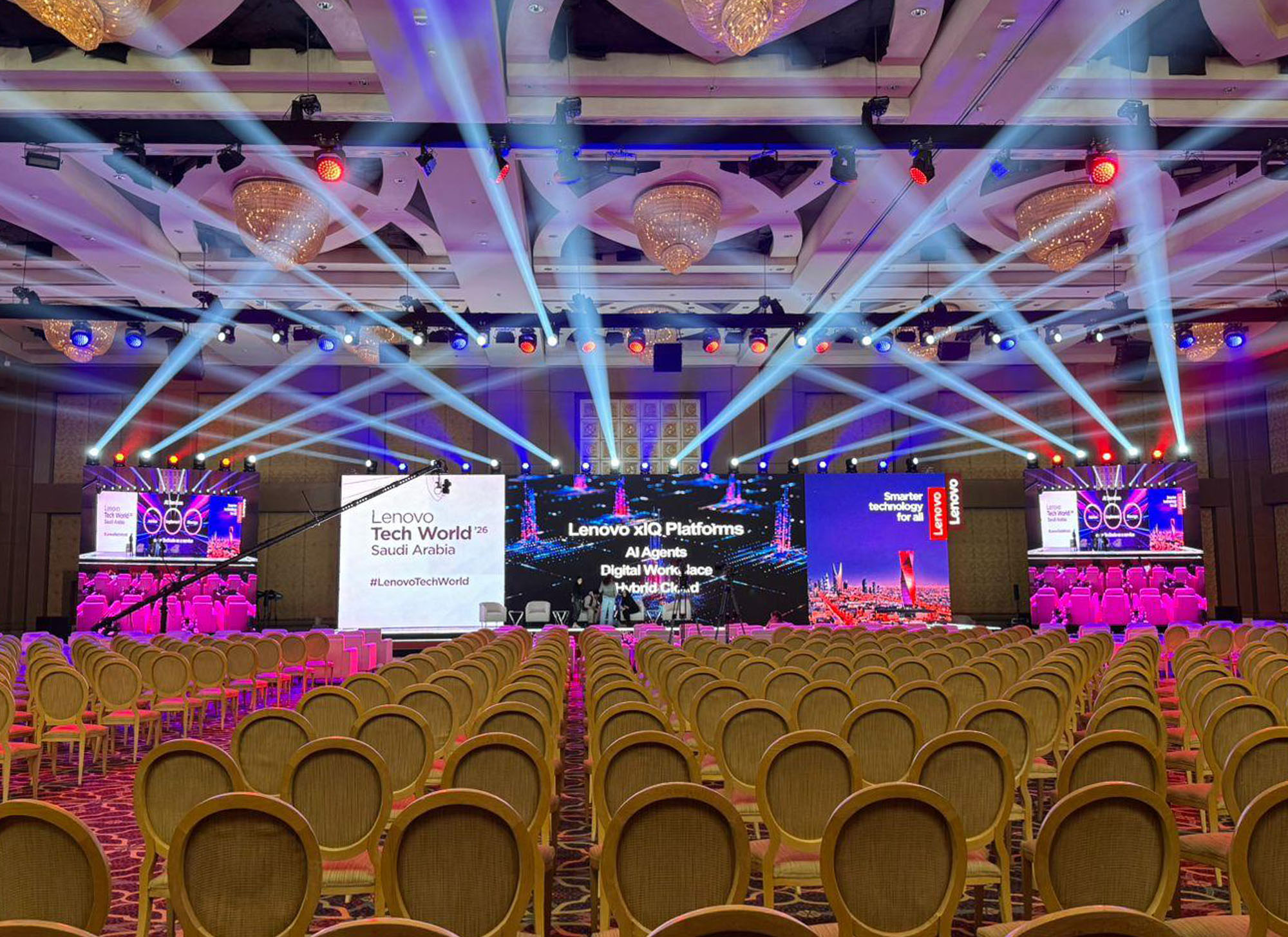 Lenovo Tech World 26