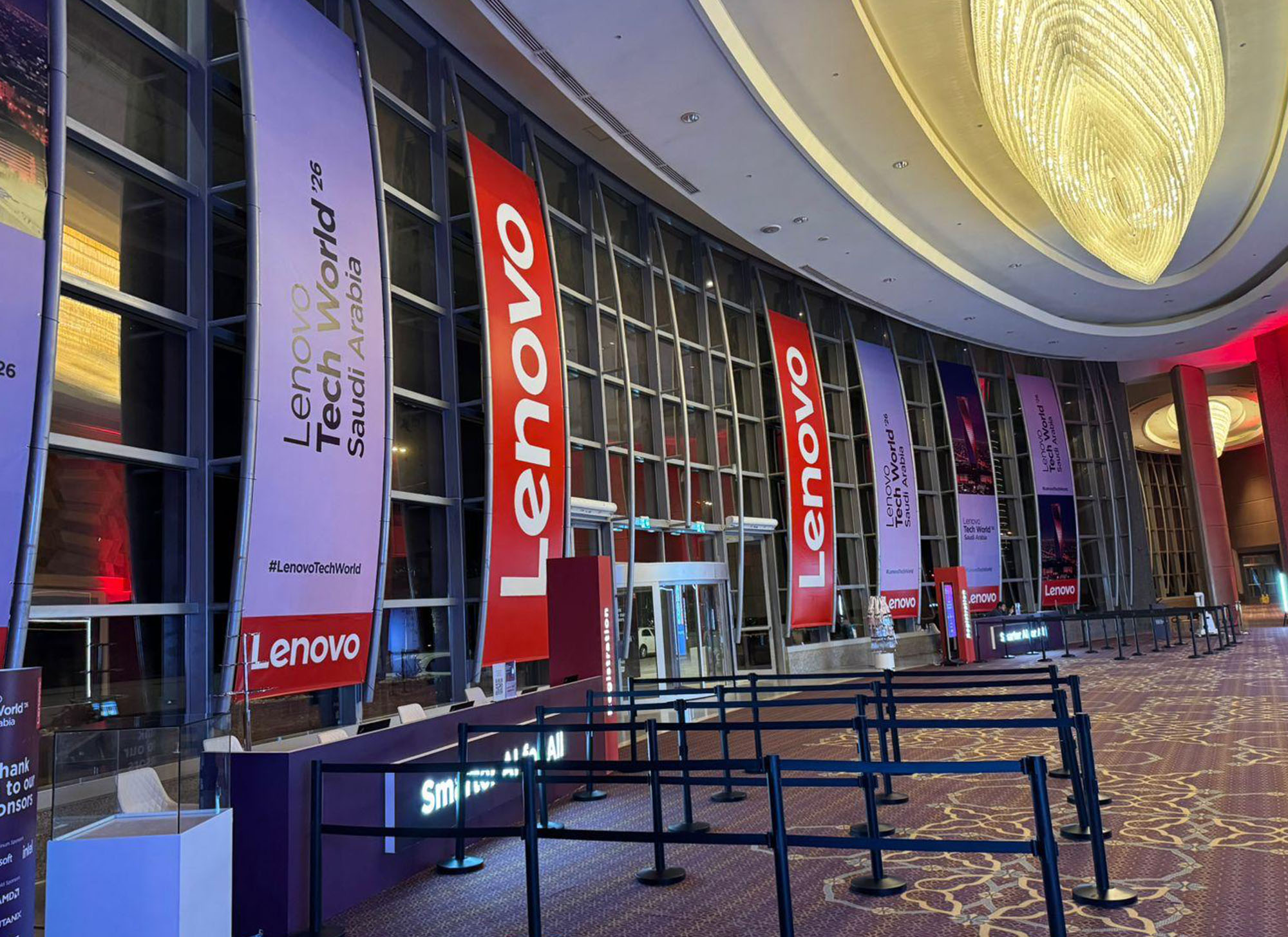 Lenovo Tech World 26